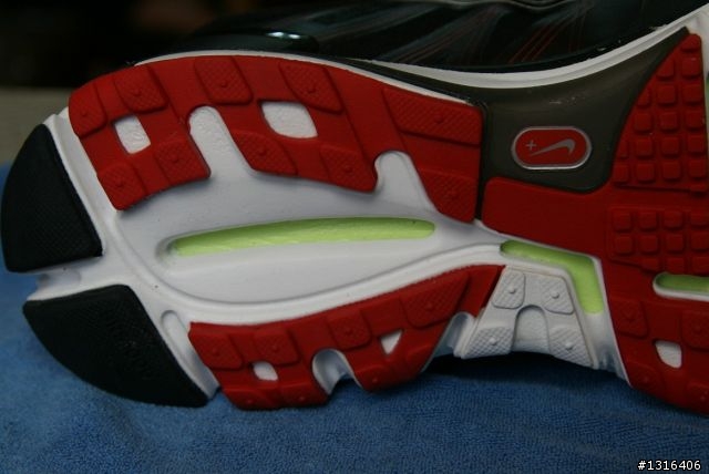 Nike LunarGlide+2與Nike+ Sport Band測試分享