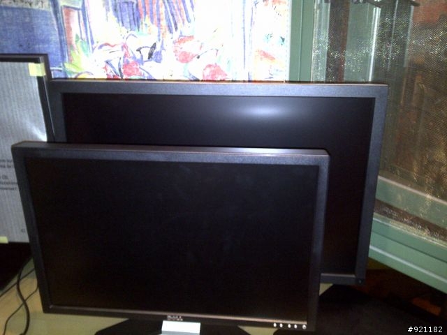 雙螢幕小小開箱