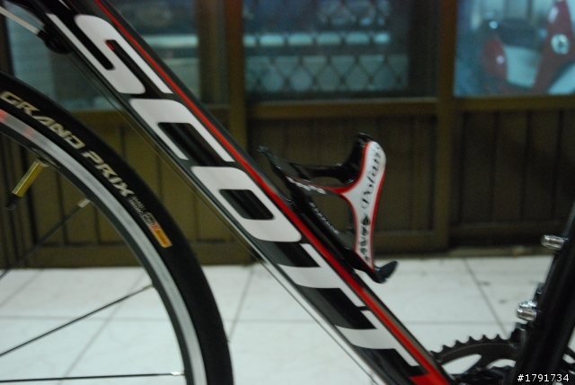 剛入手 第一台公路車SCOTT CR1(亂照別罵我)