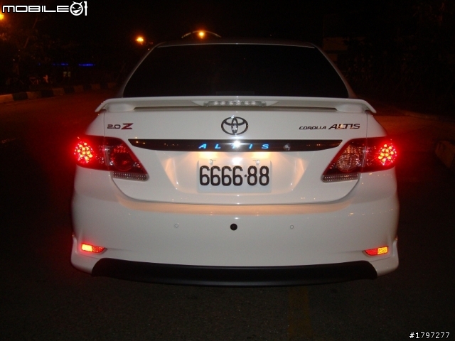 人生第一部新車New ALTIS 2.0 Z照片分享