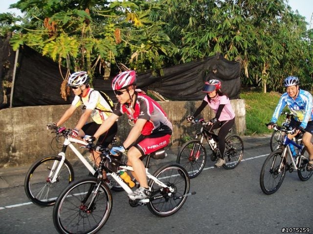 (照片)20101002石槌尾加碼松腳挑戰行