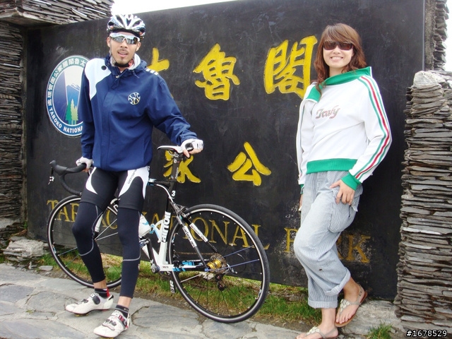 DC車隊...10/17硬要上武嶺之第一次果然很痛