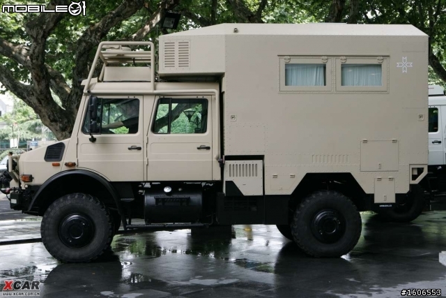 此帖必火：對岸的UNIMOG豪華露營車