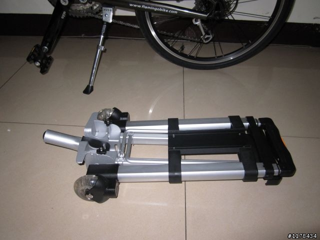 摺疊車~的新玩具