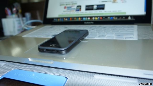 Apple IPHONE4 送的原廠保護套（追加正副廠照）