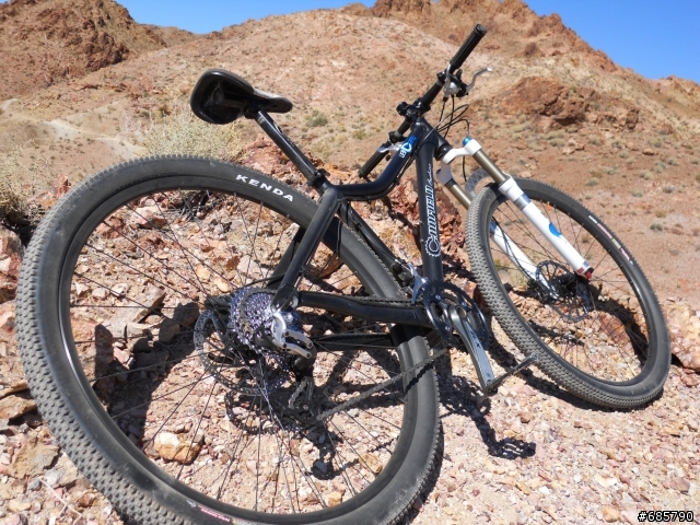 [分享] DH @ Dear valley, Utah、Bootleg canyon, Vegas & Canfieldbrothers