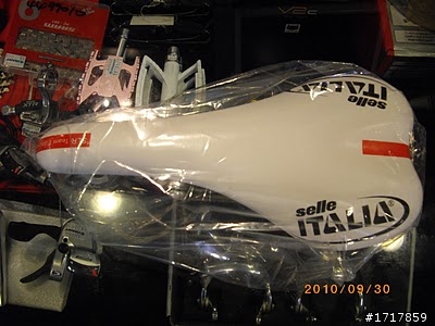 [開箱分享文] 2011 Giant TCR Adv SL Rabobank ISP，有興趣的人請參考