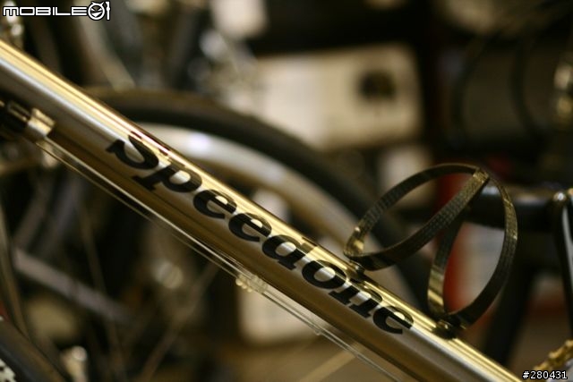 『開箱分享文』Speedone R30質感再提昇”金”的進化