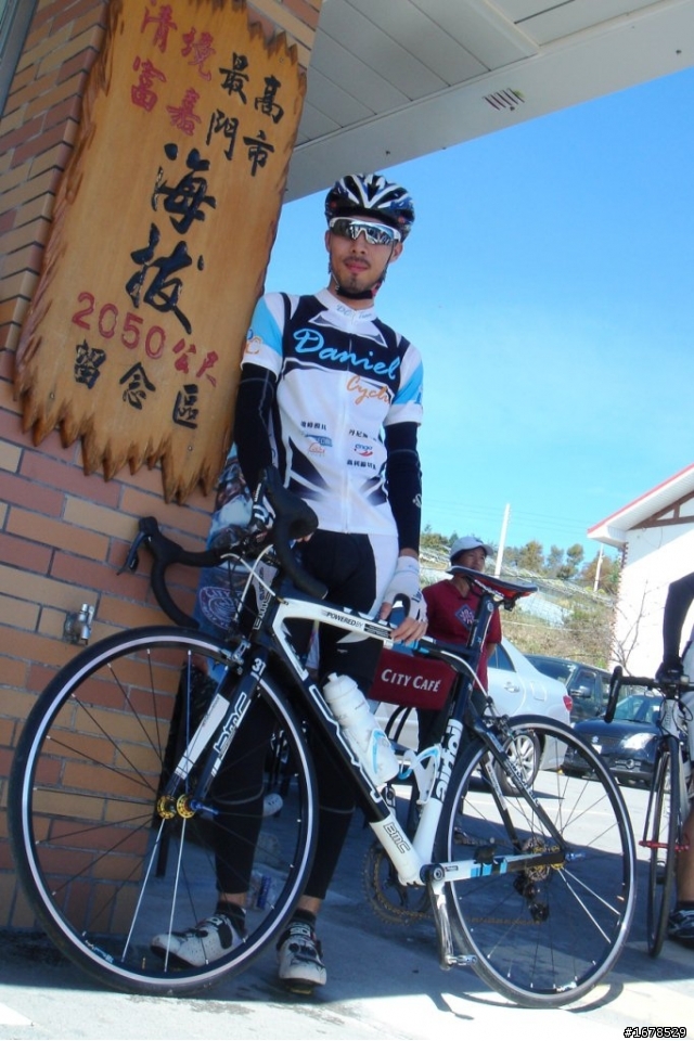 DC車隊...10/17硬要上武嶺之第一次果然很痛