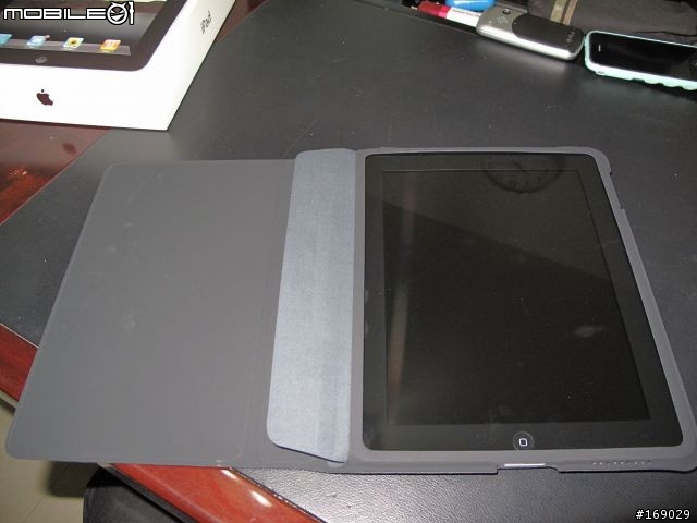 開箱文 美版 IPad 32G 3G + IPad Case 開箱文