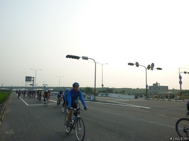 2010-10-2-NS~200k(邊騎邊拍)