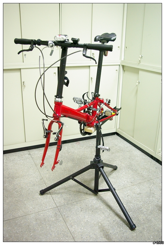 自製維修架 DIY "Spider Team" Bike Workstand