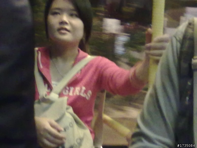 今天出去玩,看到一位老先生的書法,以及幾張正妹的圖