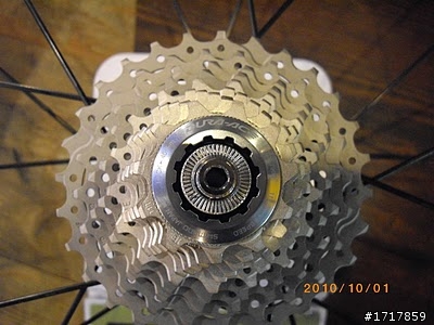 [開箱分享文] 2011 Giant TCR Adv SL Rabobank ISP，有興趣的人請參考