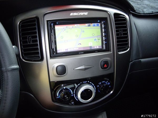 2010 Escape2.3XLS 特仕版開箱文