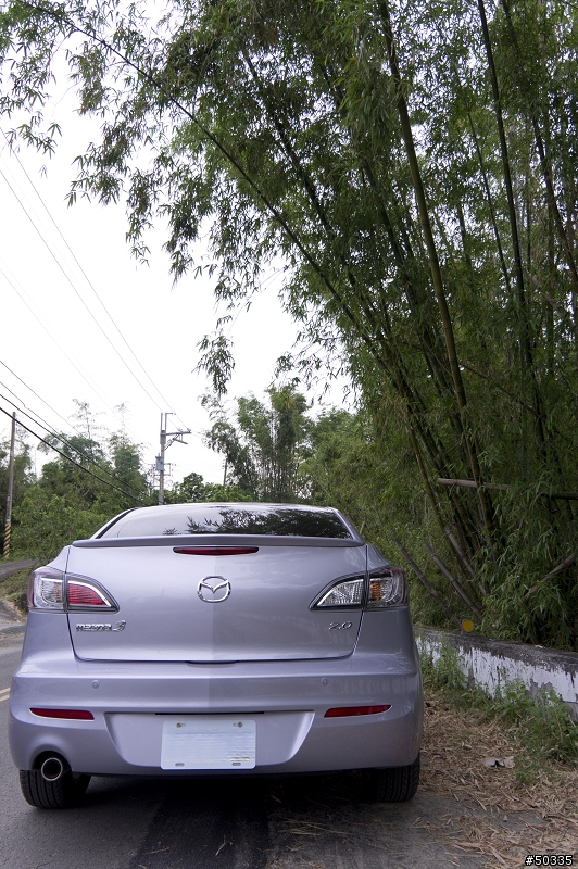 [開箱] New Mazda 3~終於輪到我開箱了