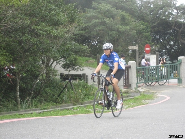 大屯山助航站末端車友相片