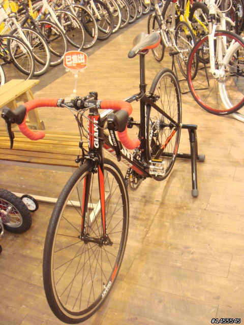分享圖～我的第一台公路車2011年 GIANT TCR COMPOSITE SRAM APEX