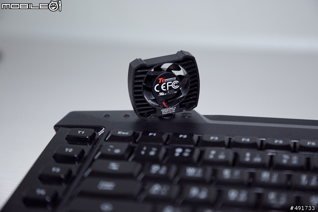 四季都讓手吹電風～曜越電競鍵盤 CHALLENGER 實測分享