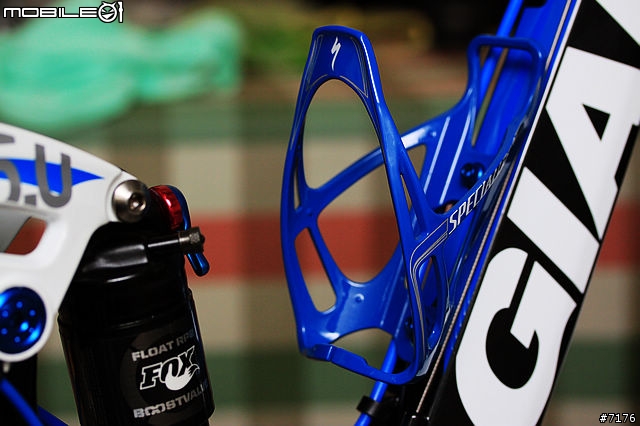 2011 GIANT Trance X2 開箱文 （圖多）2010/12/16 新增爆亮頭燈！2011/03/19 新增GARMIN EDGE 800!