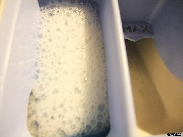 [開箱趴吐玩很大]~LG洗脫烘蒸氣加烘鞋之老婆不在回娘家~直接丟鞋進去洗XD