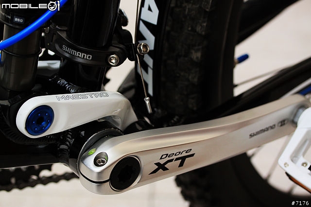 2011 GIANT Trance X2 開箱文 （圖多）2010/12/16 新增爆亮頭燈！2011/03/19 新增GARMIN EDGE 800!