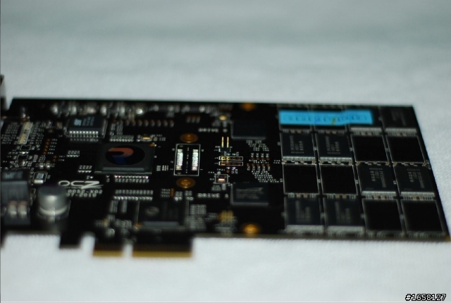 <開箱>快到連車尾燈都看不到 OCZ RevoDrive 50G PCI-E SSD
