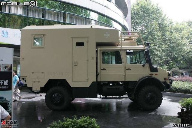 此帖必火：對岸的UNIMOG豪華露營車