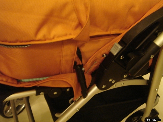 [開箱]Bumbleride Flyer推車（完整版，加入了睡籃和頂篷后的完全信息）