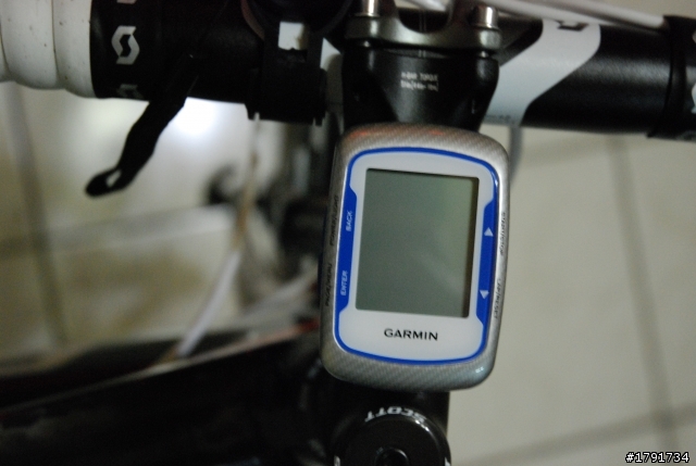 剛入手 第一台公路車SCOTT CR1(亂照別罵我)