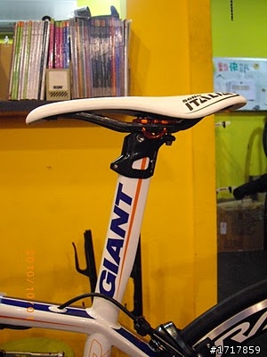 [開箱分享文] 2011 Giant TCR Adv SL Rabobank ISP，有興趣的人請參考