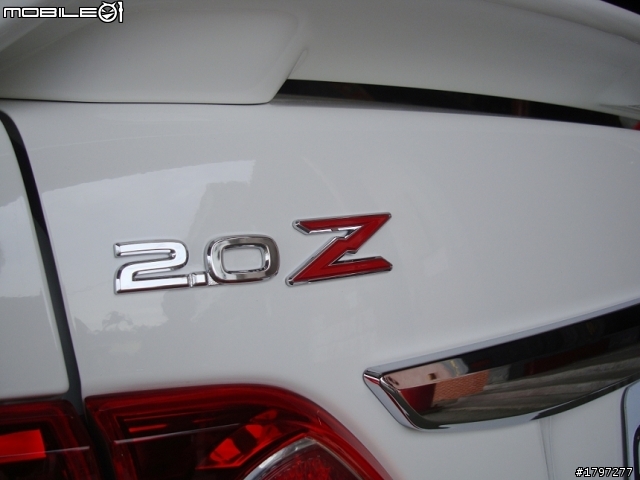 人生第一部新車New ALTIS 2.0 Z照片分享