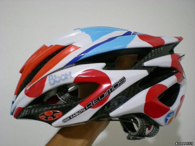(獨家) DIY 自製 OGK Bbox-Bouygues Telecom 2010環法登山王塗裝版~