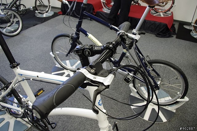 2011dahon 新車.圖多.有興趣可以看看 2