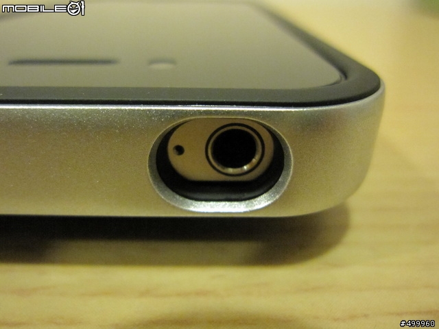 [開箱] iPhone 4 裝甲變身 !! 電量倍增 !! Mophie juice pack air for iPhone 4
