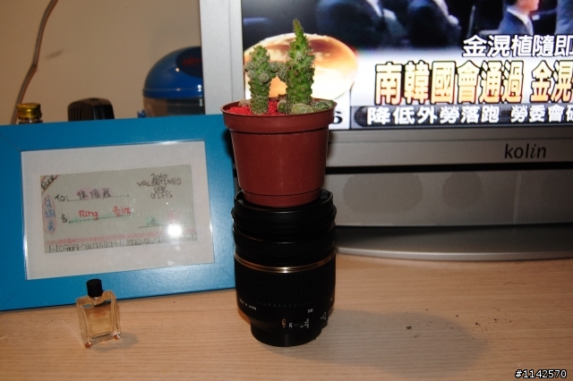 B005開箱+晚了2個禮拜的D90