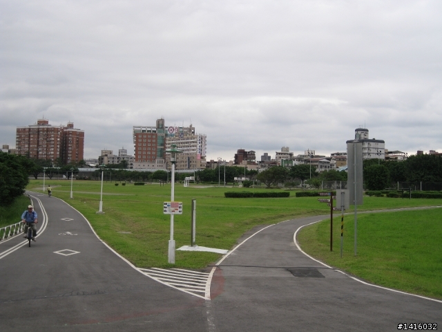 【獨輪車踩呀踩系列首篇 】分享從淡水竹圍踩到新店38K
