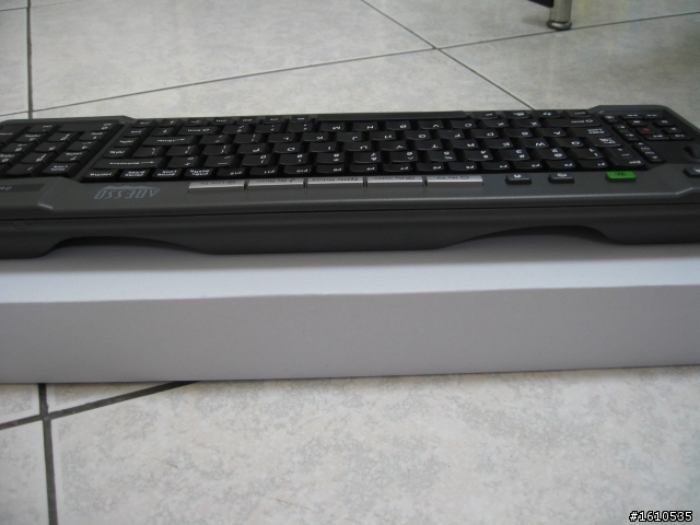 [開箱] ADESSO WKB-3200UB 多媒體鍵盤~初次開箱