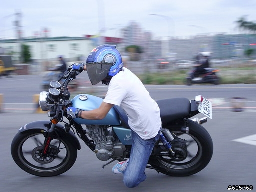 再見雲豹之FZ2整車記~FIAT場車?原廠機車