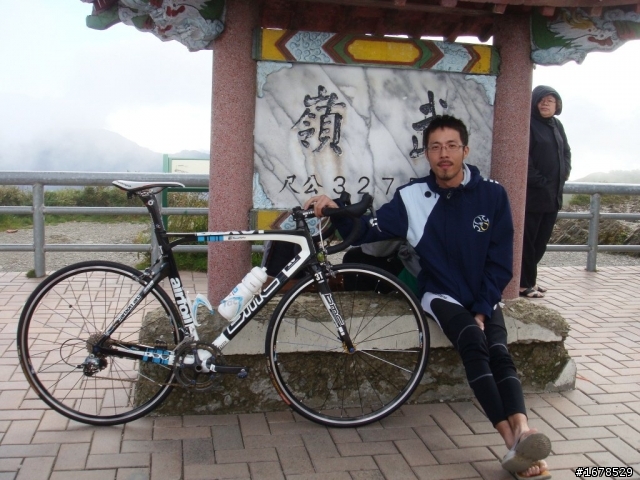 DC車隊...10/17硬要上武嶺之第一次果然很痛