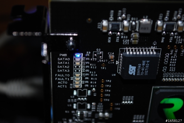 <開箱>快到連車尾燈都看不到 OCZ RevoDrive 50G PCI-E SSD