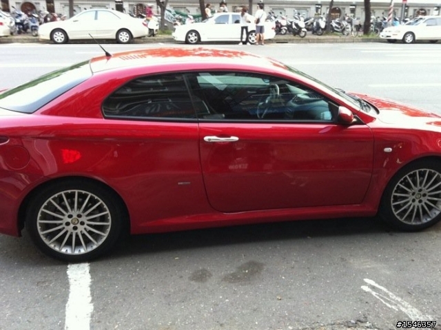 高雄-599 & Alfa Romeo GT !!!