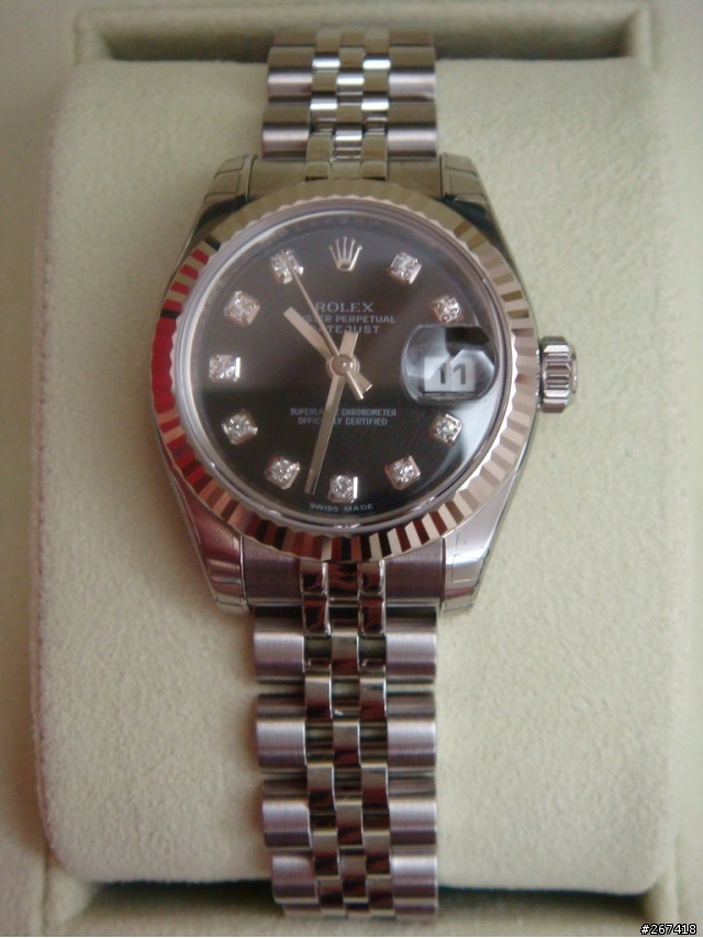 辛"勞"的女王   DATEJUST
