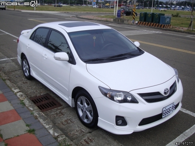 人生第一部新車New ALTIS 2.0 Z照片分享