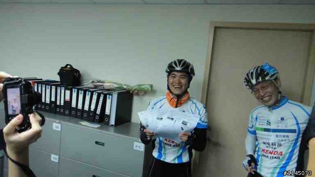 藍色車隊20111003出發環島…[看得見的希望]之瘋1000K全記錄番外篇！