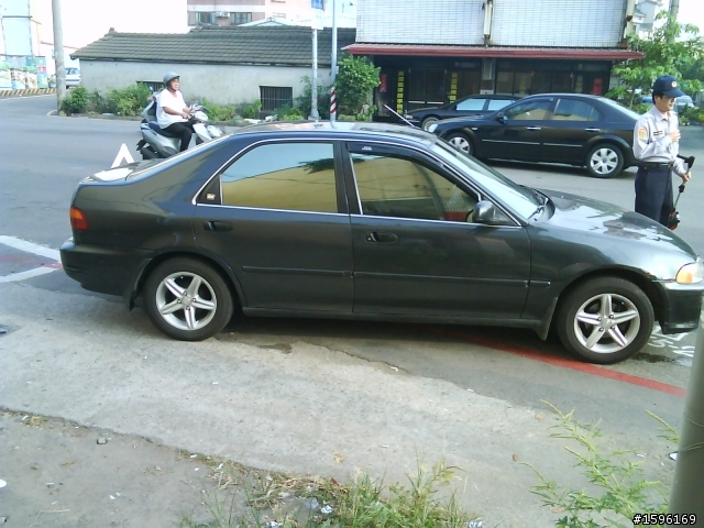 來這邊問一下車禍責任歸屬(後續發問，請教前輩，急)