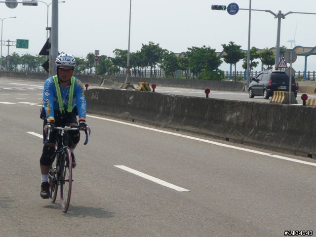 2010 西濱極限挑戰 400K - 風情海岸前加油站 約11:1X am