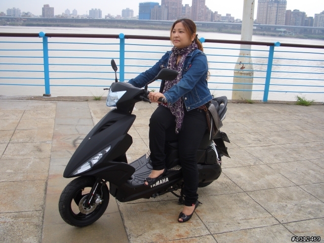 [開箱] Yamaha RS-Z 100 [深夜黑] (...台灣第一台消光黑)] 話少圖多..不囉唆.