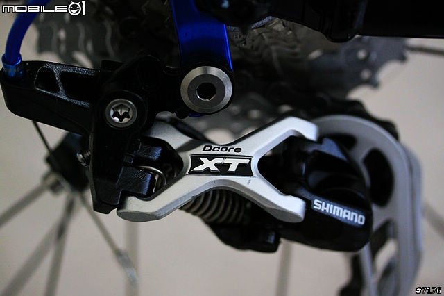 2011 GIANT Trance X2 開箱文 （圖多）2010/12/16 新增爆亮頭燈！2011/03/19 新增GARMIN EDGE 800!