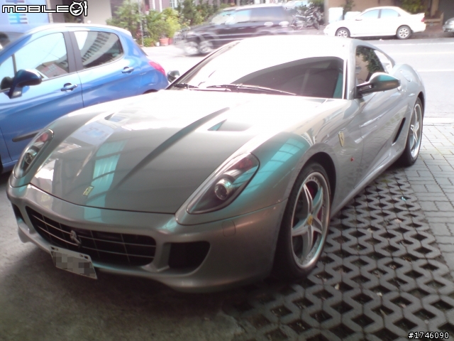 感謝天!  終於遇見法拉利599GTB HGTE  加  California